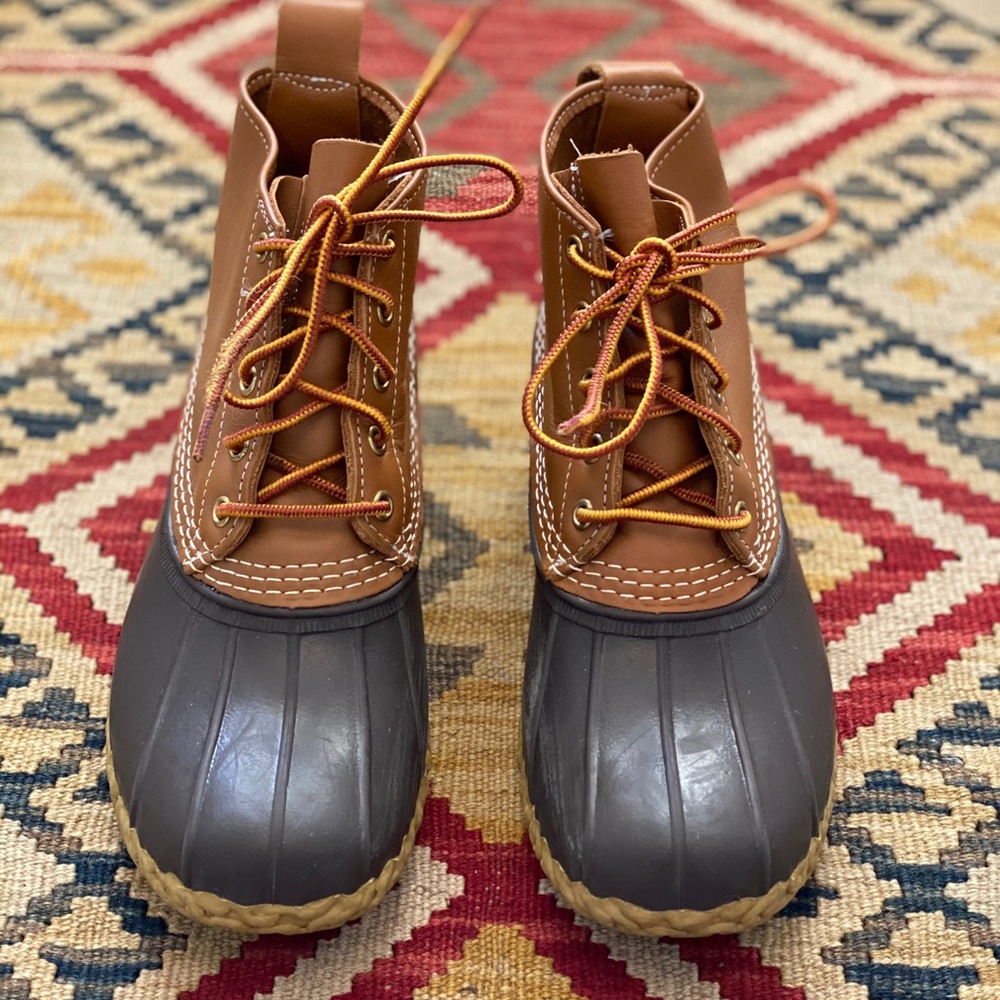Women’s The Original L.L. Bean 6” Boots Size 9